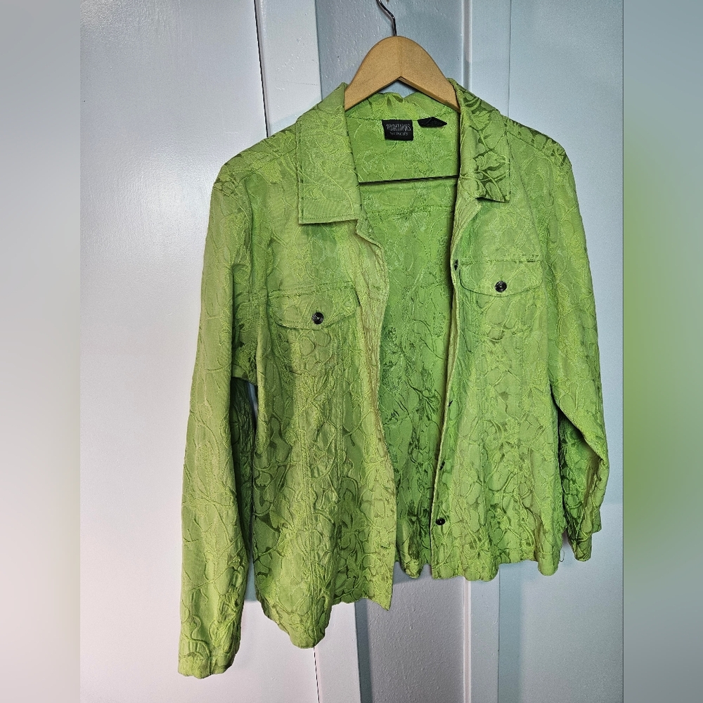 Chico's Green Floral Textured Button Down Jacket Size 3